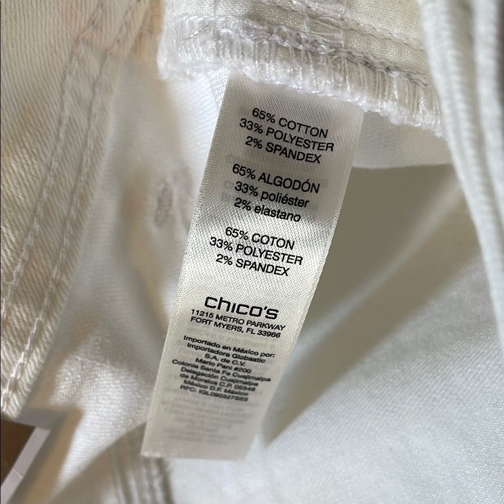 Chico's Fabulously Slimming White Slim Leg Jeans. XS/2(Chico’s 00). NWT. - Picture 5 of 10